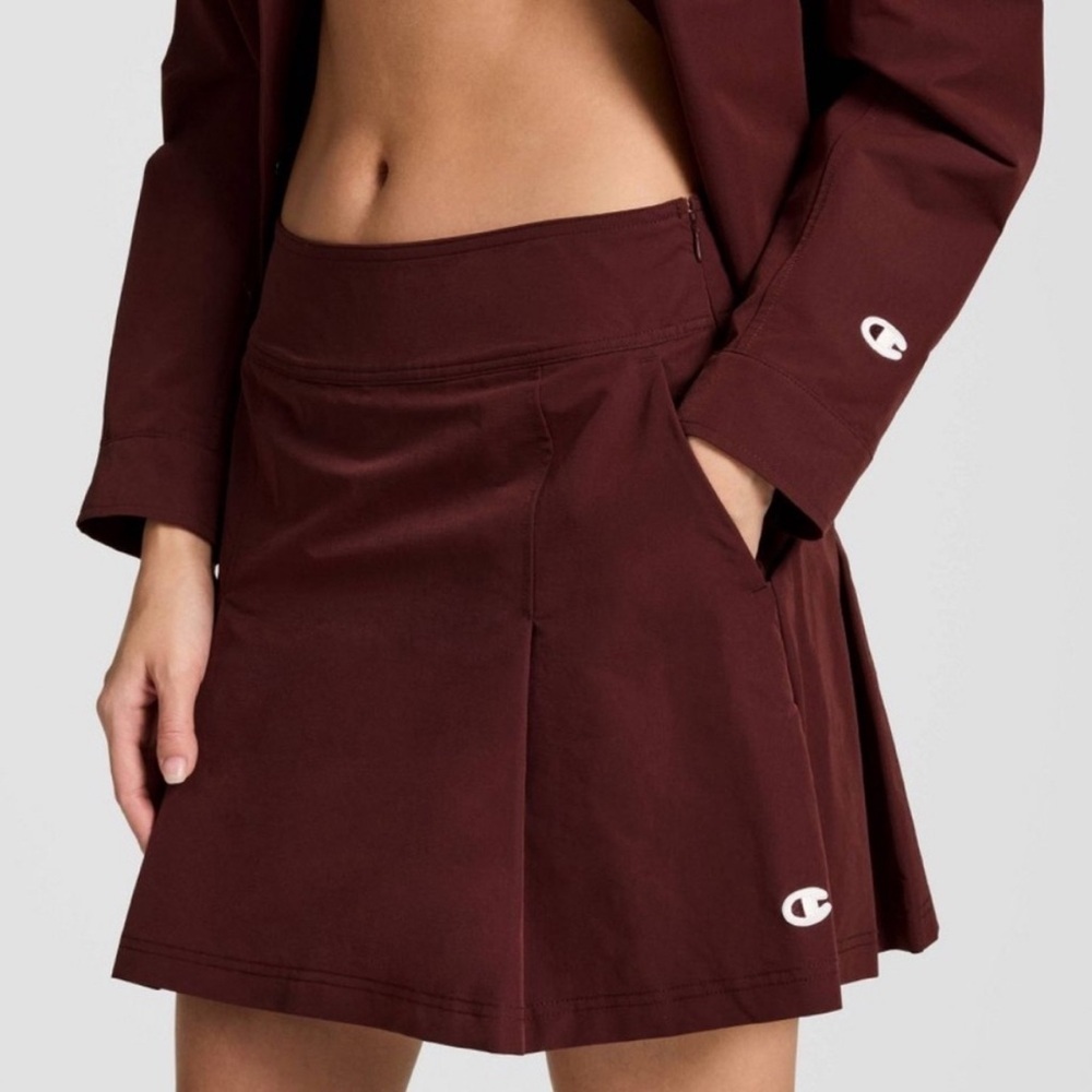✨ NWT Champion Pleated Performance Skort – Deep Merlot Size 2✨